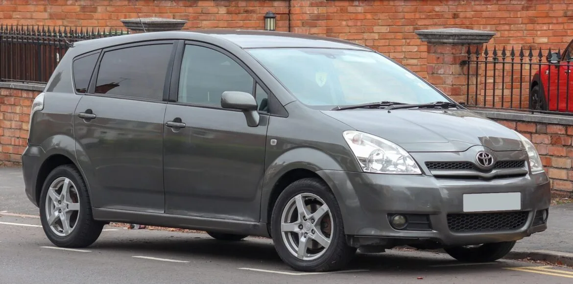 8 Toyota 2.2 D4D motora problēmas